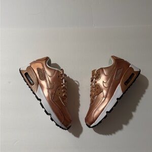 Nike Air Max 90 SE GS 'Metallic Bronze'  size 5y